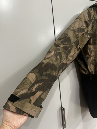 Burton AK CYCLIC GORE-TEX 2L Jacket Victor Camo Size Mens S small - Picture 3 of 11