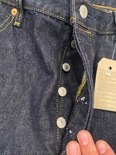 Levis 501 Denim Jeans Mens 38x29 Dark Wash Straight Leg Fly Buttons NWT - Picture 6 of 10