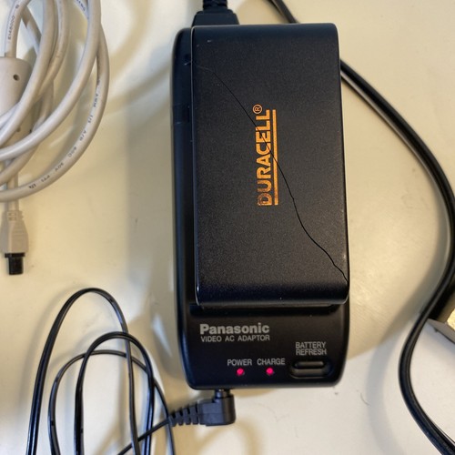Working Panasonic Palmcorder PV-L858D VHS-C Photoshot Camcorder Bundle - Picture 21 of 24
