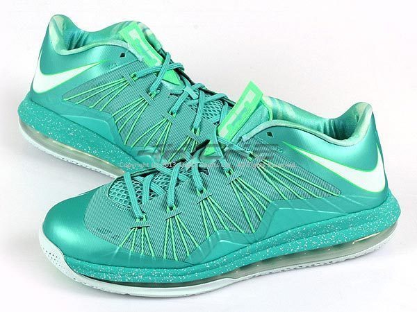 Nike Air Max LeBron X Low Easter Crystal Mint/Fiberglass-Poison Green 579765-300 Nike Air Max LeBron X Low Easter Crystal Mint/Fiberglass-Poison Green 579765-300