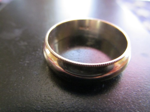 14K yellow gold Mens wedding band Size 10-11 HEAVY 6 grams VINTAGE 80s - Picture 2 of 6