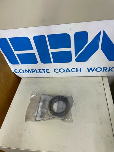 New Flyer Drive Shaft Dust Cap Assembly #6316210 - Imagen 1 de 3