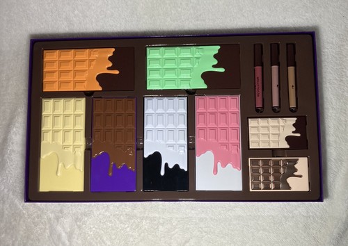 I Heart Revolution Chocolate Vault Make Up Gift Set, Brand New - Picture 2 of 3