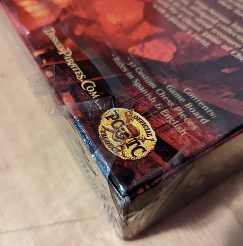 DAMAGED BOX/NEW/SEALED DISNEY PIRATES OF THE CARIBBEAN CHESS WORLD'S END 2007 - Picture 8 of 11
