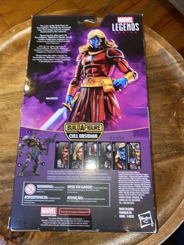Marvel Legends: Series The Avengers Malekith Action Figure - Picture 2 of 2
