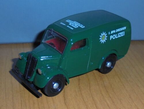 Matchbox Dinky Toys DY4 Ford E83W Van Leipzig 30.09.2006 Code 2 - Picture 2 of 6