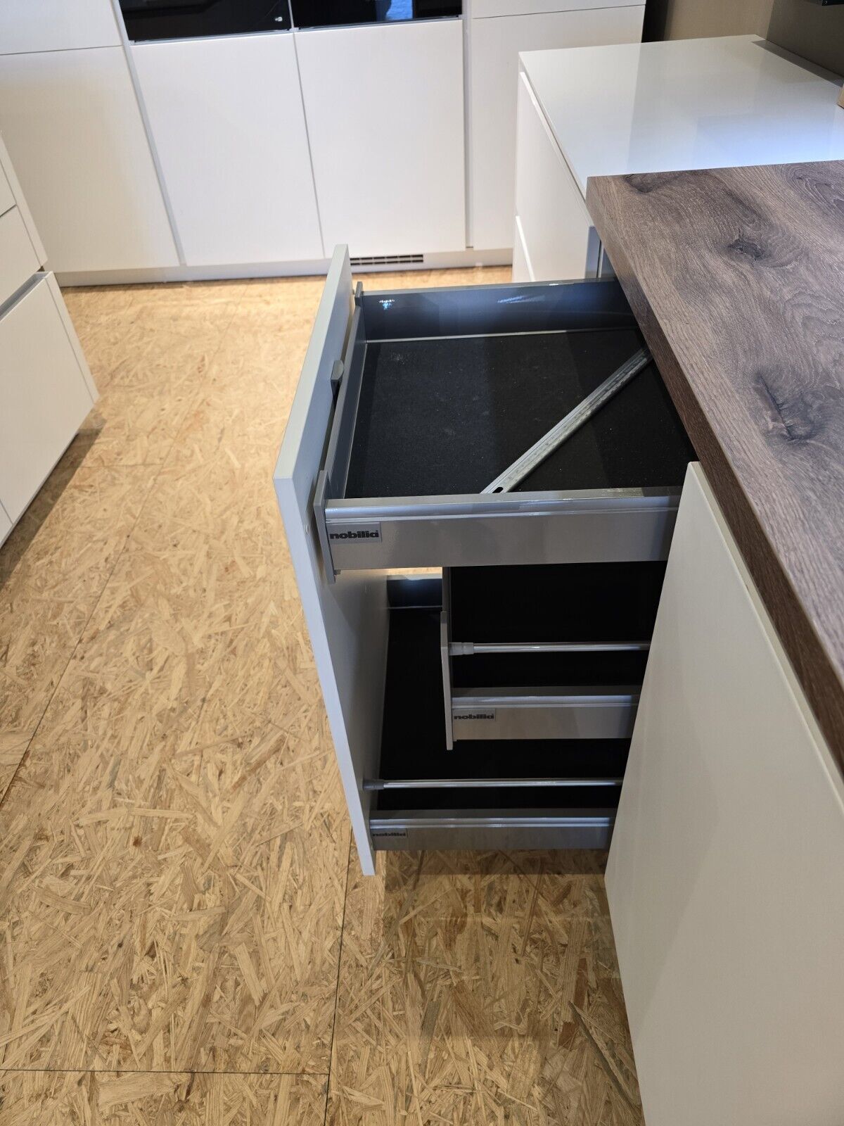Bild 12 von 23