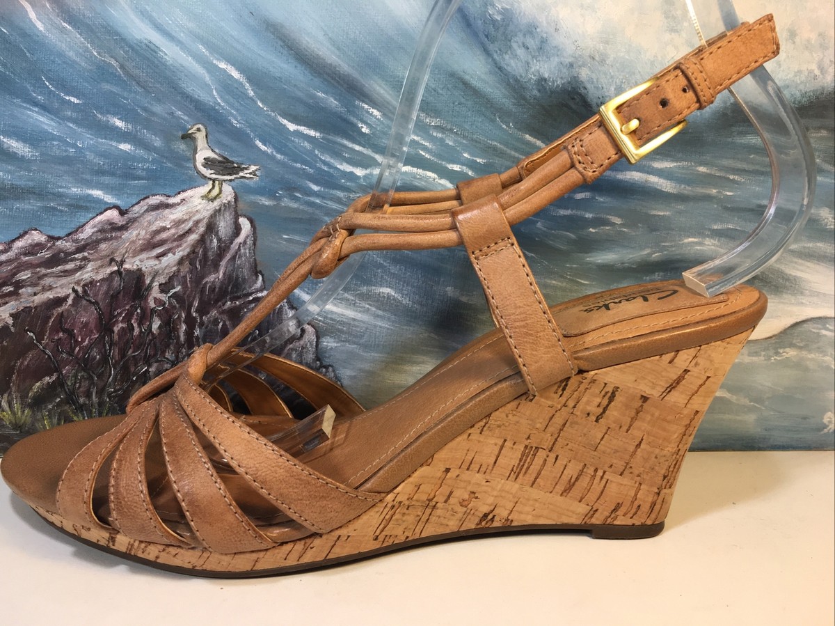 Clarks bendables wedge sandals top