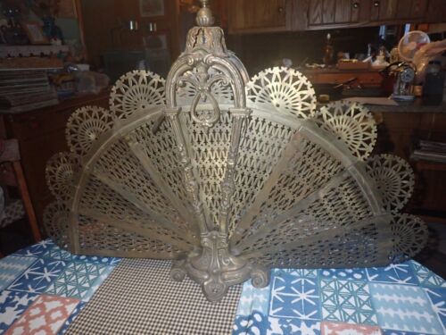 Vintage Antique Brass Victorian Fireplace Screen Folding Peacock Fan 36" wide - Picture 5 of 16