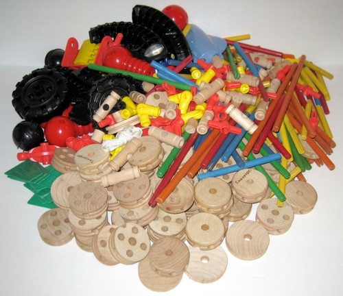 Modern Preschool Wood TINKER TOYS Tinkertoy TINKERTOYS 300 Pieces