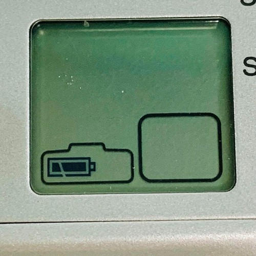 Canon IXY 210F PowerShot ELPH 100 HS 12.1MP Silver Digital Camera 255117GR - Picture 2 of 13