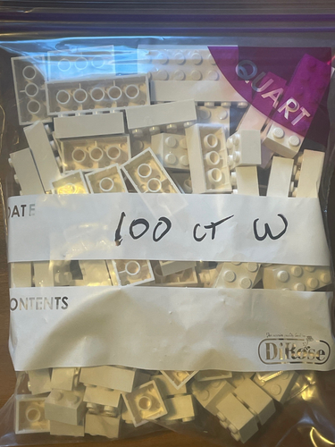 LEGO LOT OF 60 WHITE 2x2 2x3 2x4 2x6 2x8 3001, 3002, 3003, 2456, 3007 Free Ship - Picture 2 of 4