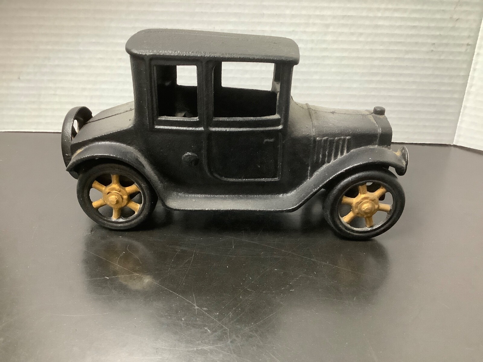 Picture 2 of 6