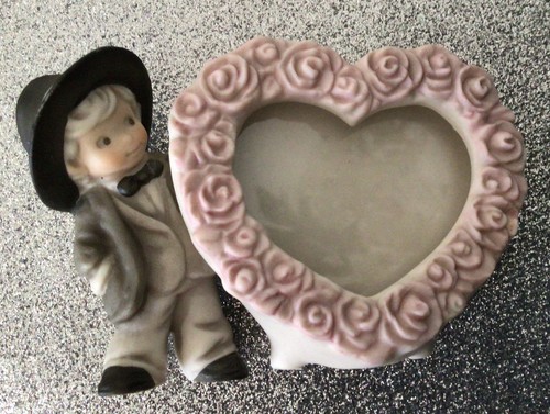 um 1997 Enesco: Hübsch wie ein Bild - Mini - HERZ FOTORAHMEN - 296139 - Bild 1 von 4