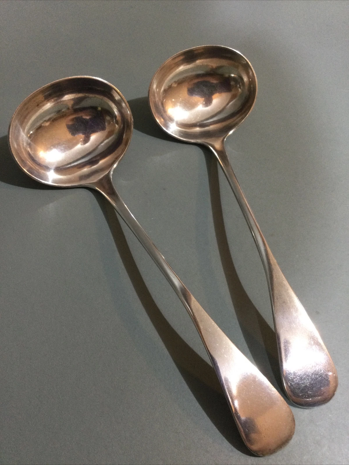 EPNS Silver Plate 2 x Sauce Ladles Hardy “ Old English “
Opens in a new window or tab