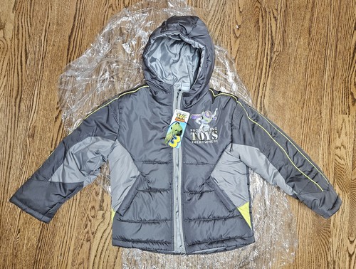 NEW Kids Coat TOY STORY 3 Heroes In Training Size 7 BUZZ Lightyear NWT Hood Zip - Picture 1 of 8