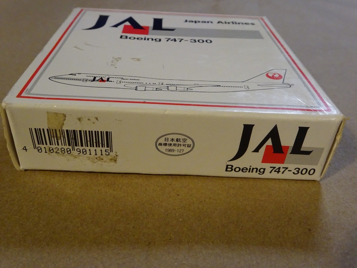 Schabak 1:600 Japan Airlines JAL Boeing 747-300 901/11b Diecast