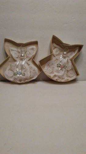 2 Leinen Engel Ornamente in Engel Box - Bild 1 von 4