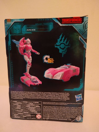 Hasbro Transformers Earthrise War for Cybertron  Earthrise Arcee NEW - Picture 6 of 8