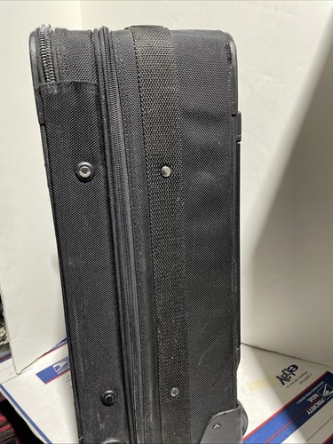Briggs & Riley Baseline 22”Black Expandable Carry On Luggage - Picture 6 of 18