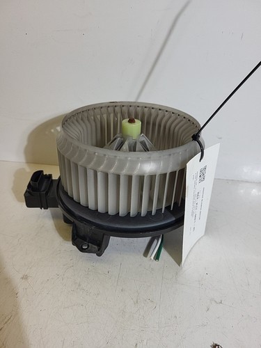 HONDA CR-V I-DTEC EX 5 Door 2010-2012 2199 HEATER BLOWER MOTOR CRV07RH K17 - Picture 3 of 12
