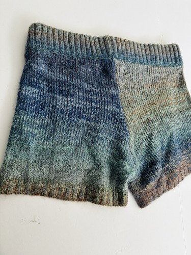 L*Space Zoé Sweater Knit Ombre Shorts NWT Size Small!  Revolve Brand  Sold Out - Picture 9 of 13