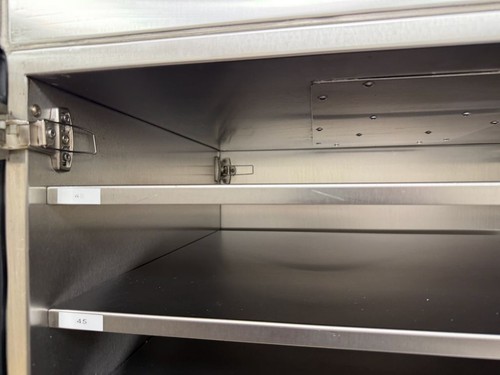 Salle Blanche lock cabinet 70x60x210 cm stainless steel - Picture 7 of 12
