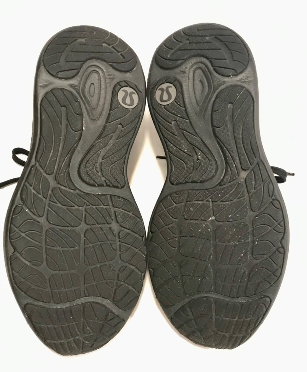 Lululemon Blissfeel Run 2 Black Running Athletic Shoes