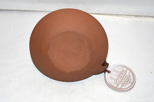 Keramicky Atelier Milan Pracny Ceramic Candlestick Holder w/Handle & Medallion - Picture 3 of 3