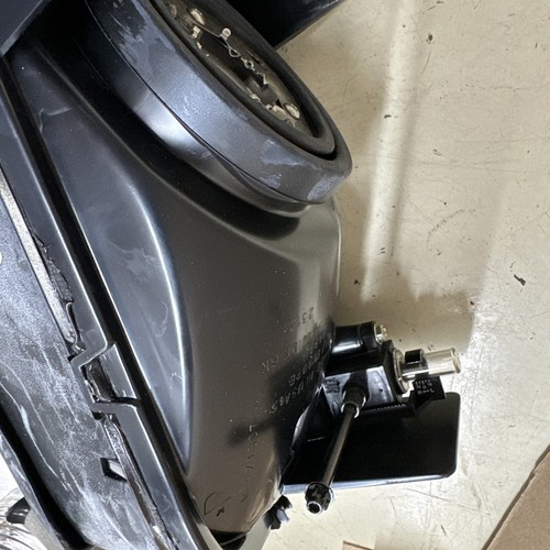 GM 16530166 RH Capsule Asm Headlamp W/Fog Lamp 2001-04 Caddy Deville/Seville NOS - Picture 12 of 19