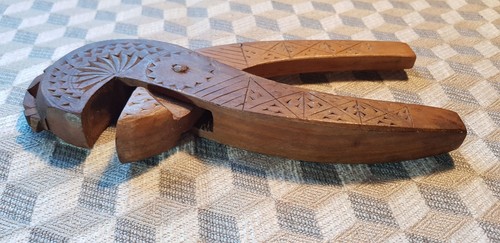 Vintage Wooden folk art nut cracker by Etno decor handmade in Serbia 1960's - Picture 3 of 8