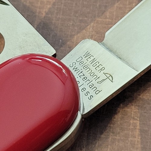 WENGER Commander Knife Switzerland Swiss Army Sak 85mm Red Multi Tool - Picture 8 of 8