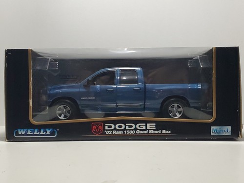 2002 Dodge Ram 1500 SLT Quad Short Box Pickup Truck Welly 1:18 Scale Diecast - Picture 1 of 5