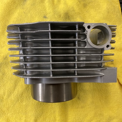 82-83 Yamaha XV920 Virago Cylinder NOS - Picture 3 of 8