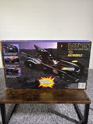 ToyBiz 1989 Batman Movie Batmobile mit Box, Raketen Open Box - Bild 2 von 7