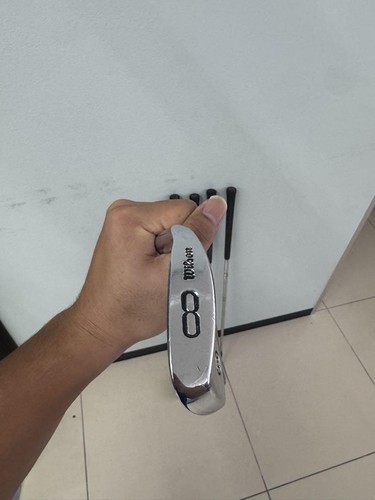 Wilson Eisensatz 10 Schläger inklusive 4 Eisen Top Zustand Golfausrüstung - Bild 7 von 11