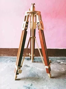 Tripod en bois Tripode vintage théâtre scène industrielle trépied nautique