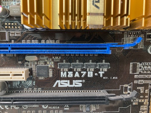 Vintage ASUS M3A78-T w/ AM2/AM3 AMD Phenom II X4 920 2.8GHz 8GB DDR2 - Picture 9 of 10