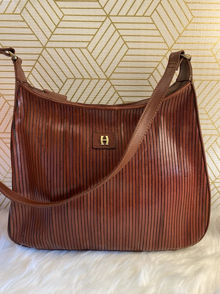 Vintage & Rare Heritage By Etienne Aigner Cognac Leather Hobo Purse  - Image 2 of 4