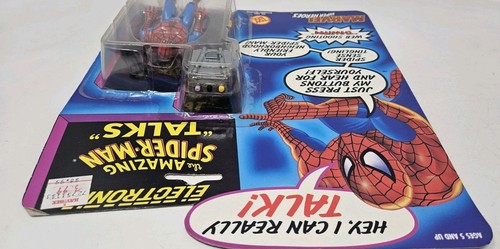 Figura electrónica ToyBiz Marvel Super Heroes 1991 parlante Hulk Spiderman y Venom - Imagen 12 de 16