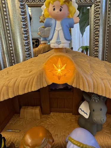 Fisher Price Little People Weihnachtskrippe Krippe Musikbeleuchtung 15 Stück - Bild 7 von 16