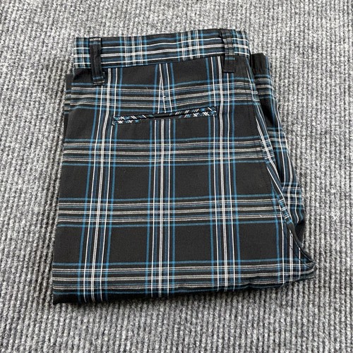 Montage Mens 33 Pleated Front Black & Blue Plaid Long Shorts Casual Spring - Picture 10 of 10