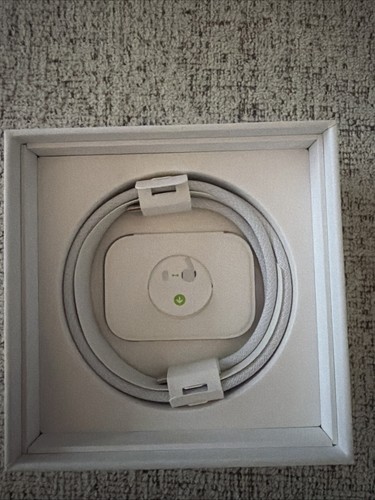 Apple AirPods Pro 2nd Generation with MagSafe Charging Case USB-C White  - Picture 3 of 3