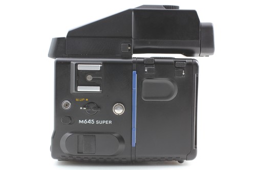 *Casi Como Nueva* Super Cámara de Película Mamiya M645 con Lente 80mm F2.8 105-210mm de JAPÓN - Imagen 6 de 22