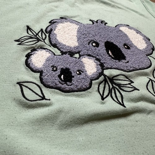 American Girl T-Shirt Kinder Medium (10/12) Koalabären grün mit Applikation - Bild 4 von 6