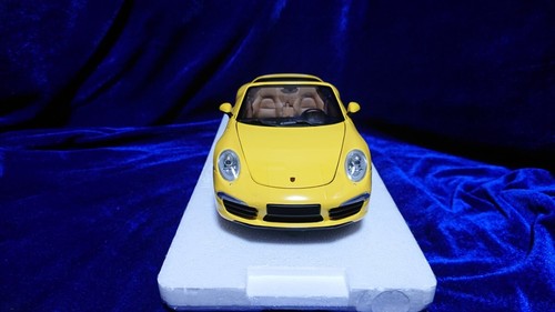 1/18 Porsche 911 Carrera S Cabriolet 2011 PMA MINICHAMPS 991 Yellow 788922 - Picture 2 of 8