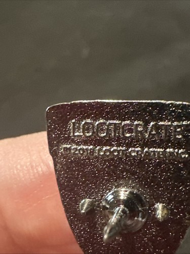 Prendedor de copa de cáliz Lootcrate 2018 solapa esmalte coleccionable - Imagen 4 de 10