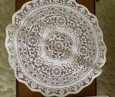 NEW 18  Quaker Lace Table Doily Doilies Cotton/Dacron white UNUSED Vintage MCM