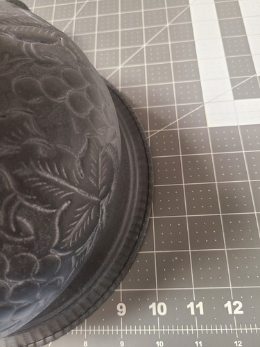 Schwarz Metall geprägt Sockel Schale Vase mit Griffen Obst Blätter Mittelstück 7" T - Bild 12 von 14
