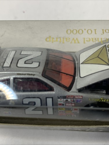 Racing Collectables Club Of America Scooby Doo #29 WINSTON CUP - Picture 7 of 7